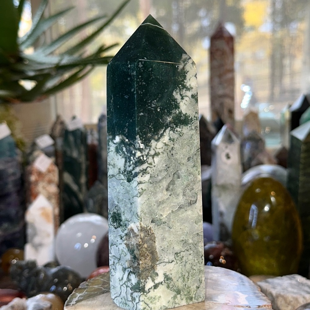 🌸SALE🌸 Moss Agate Crystal Tower With Druzy!